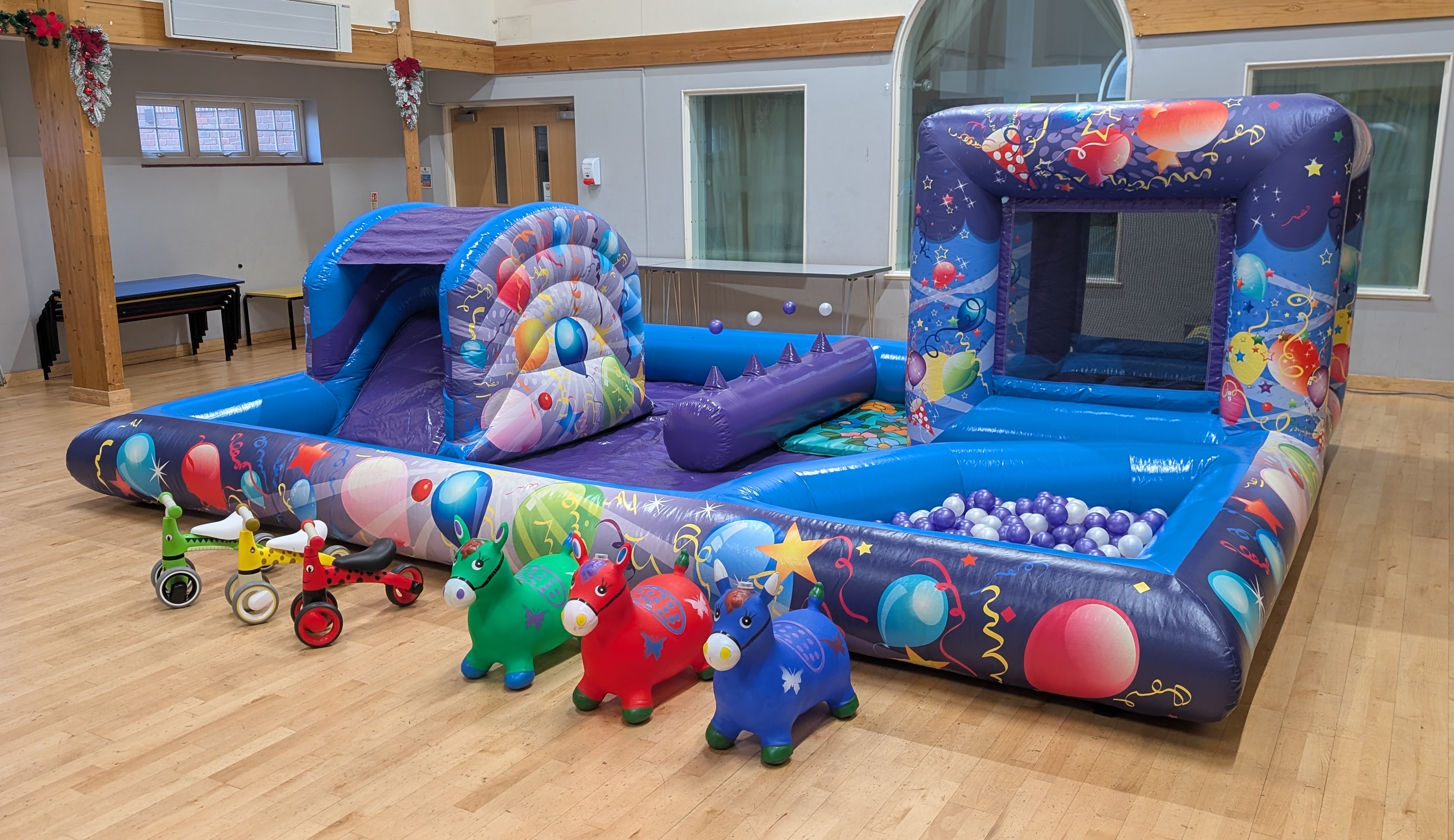 soft play and ball pond hire in Harlow indoor party setup